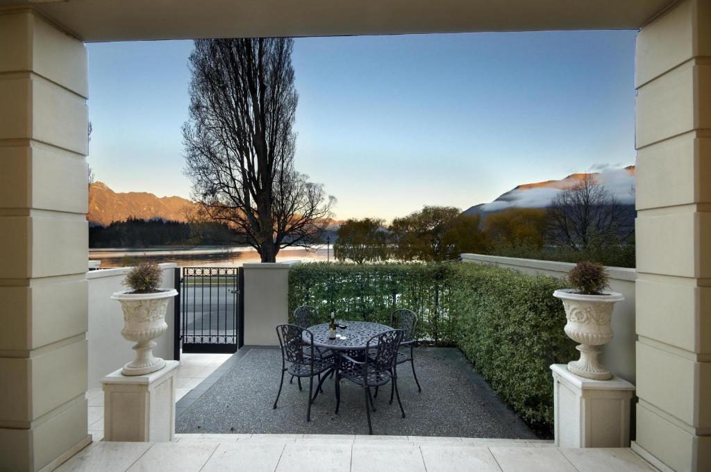 Esplanade Queenstown By Staysouth Bagian luar foto